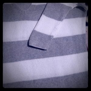 Womans EXPRESS sweater